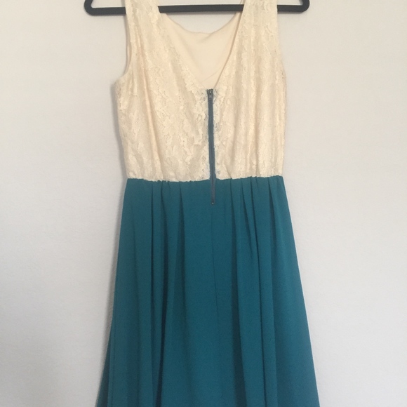 Francesca's Teal and Gold Lace Dress - Picture 2 of 3